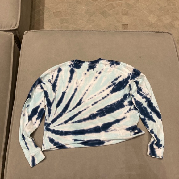 Against All Odds Tie Dye Blue And White Crop Top Rugrats Size Small - Picture 2 of 3